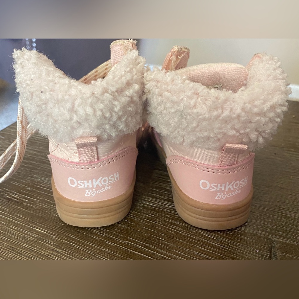 OshKosh B'gosh Light Pink Quilted Kids Boots - Picture 5 of 6